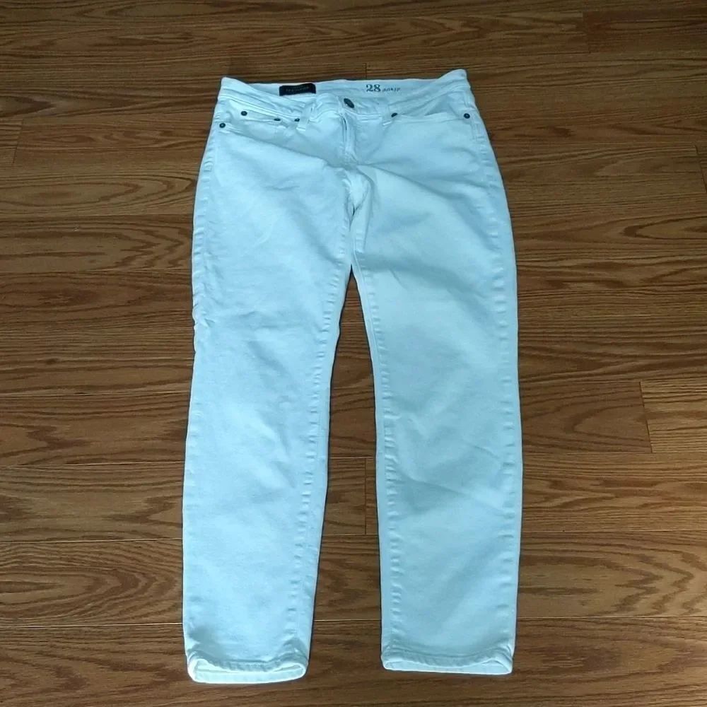 J. Crew Toothpick white Ankle Jeans Sz 28